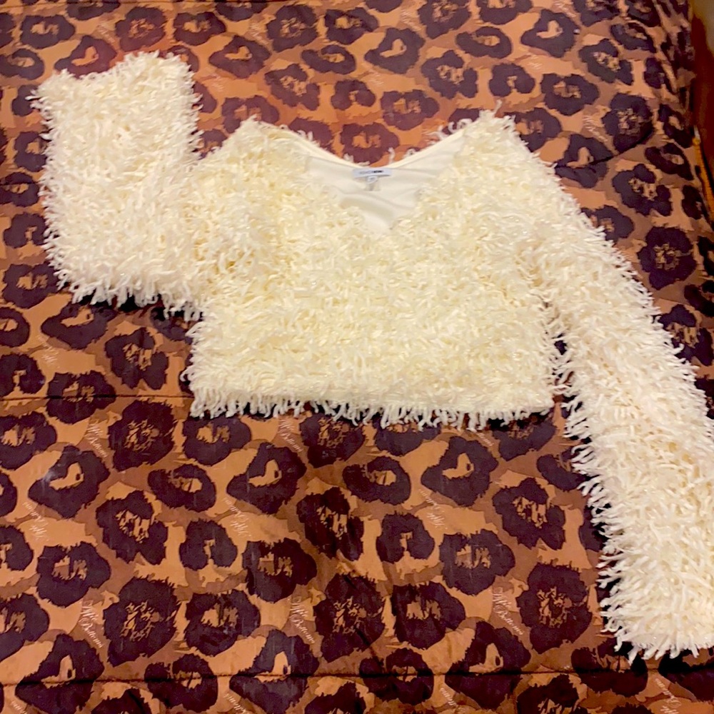 Xs fluffy fashionable sweater
